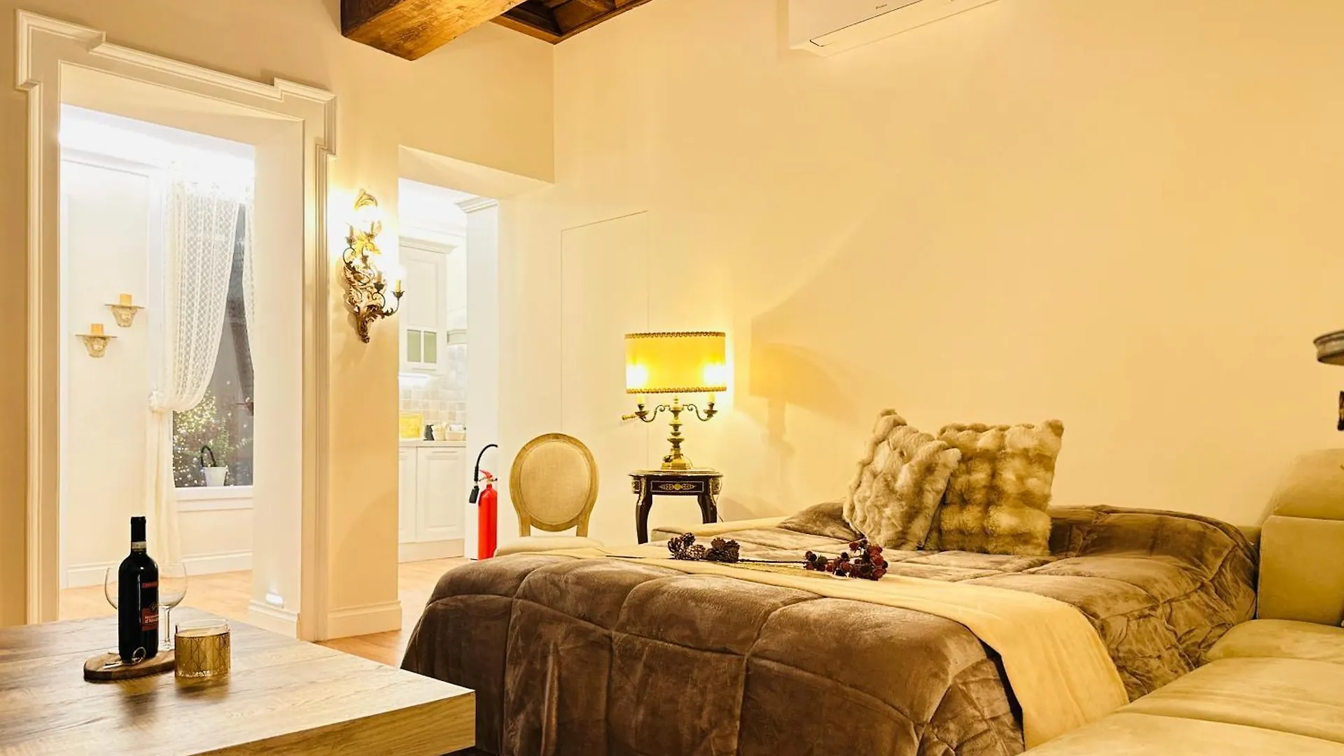 Trevi Fountain Elegant Apartment Rome