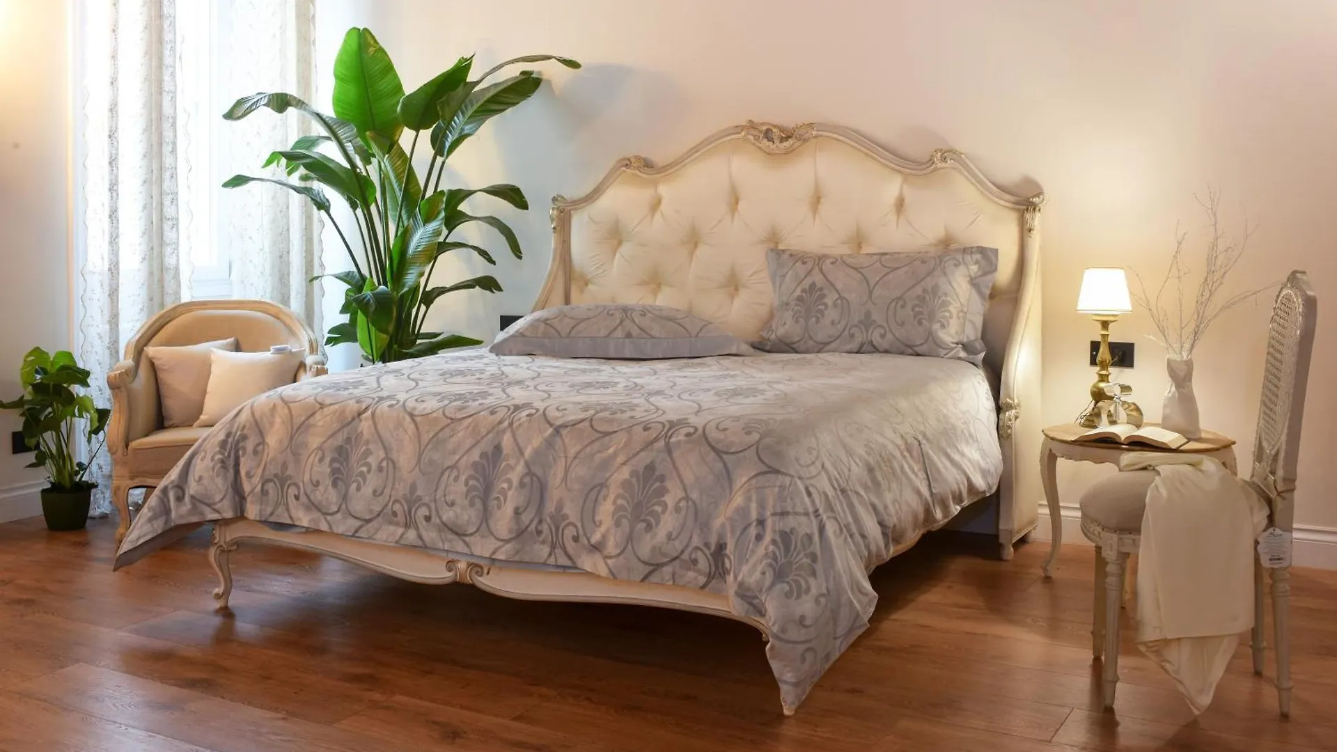 Trevi Fountain Elegant Apartment Rome