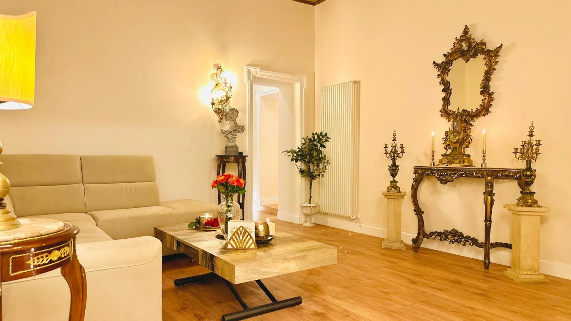Trevi Fountain Elegant Apartment Rome Italy