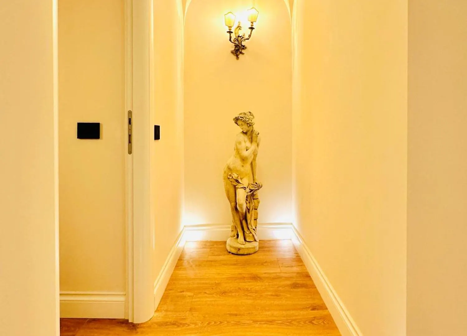 Trevi Fountain Elegant Apartment Rome