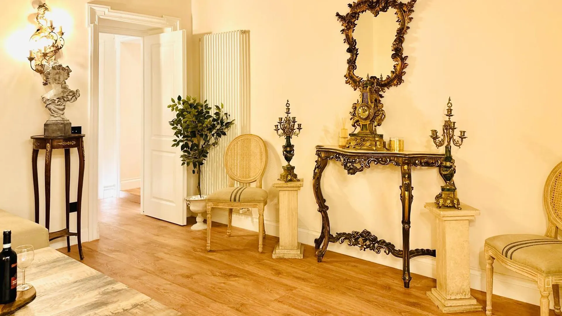 Trevi Fountain Elegant Apartment Rome