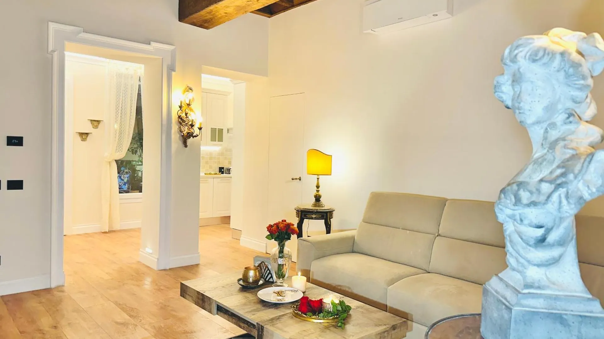 Trevi Fountain Elegant Apartment Rome