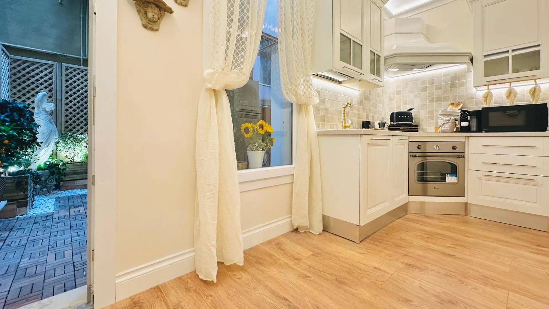 Trevi Fountain Elegant Apartment Rome