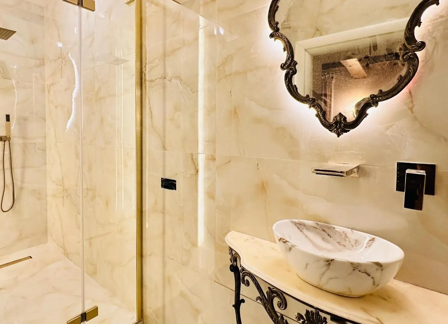 Trevi Fountain Elegant Apartment Rome